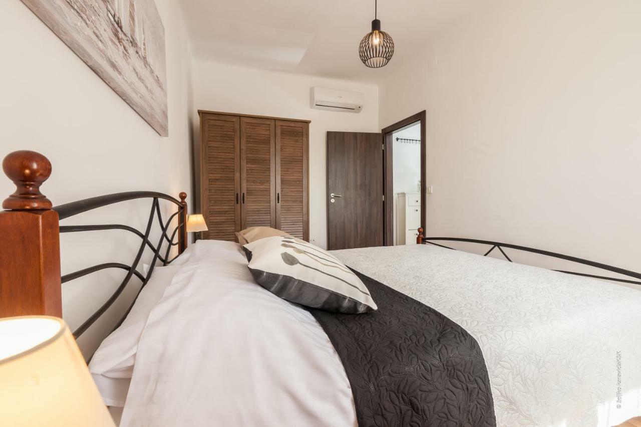 Apartment Sunny Place Zadar Exteriör bild