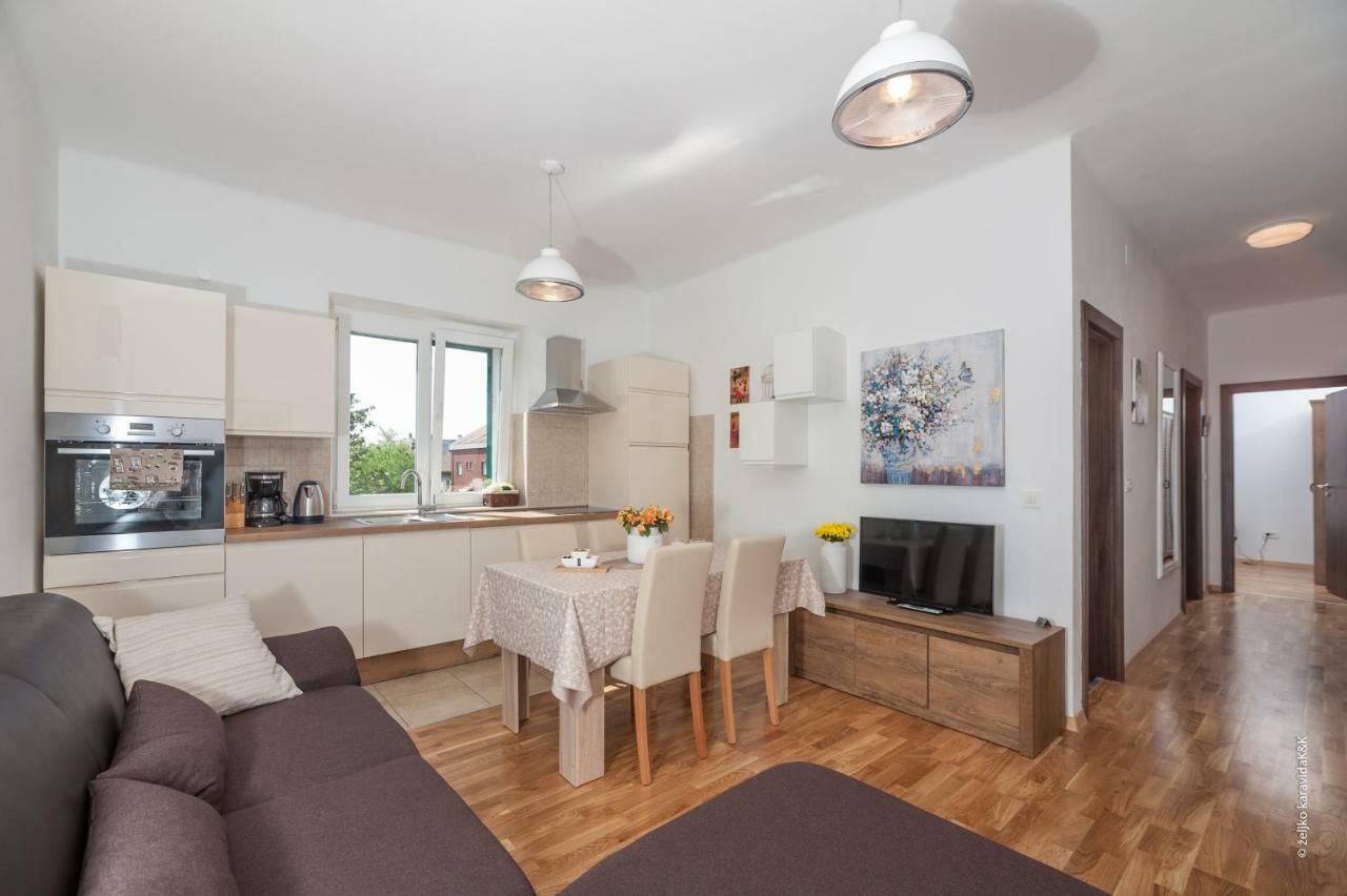 Apartment Sunny Place Zadar Exteriör bild